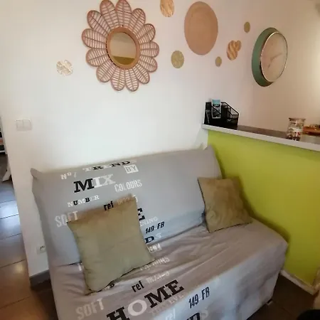 Appartamento 39 M2 Wifi Parking Gratuit Proche Pont Du Gard Remoulins
