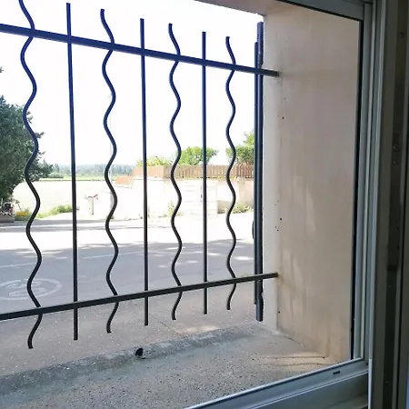 39 M2 Wifi Parking Gratuit Proche Pont Du Gard Remoulins