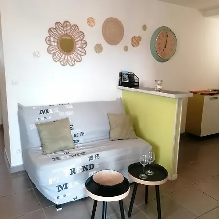 Appartamento 39 M2 Wifi Parking Gratuit Proche Pont Du Gard Remoulins