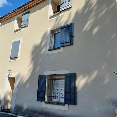 Appartamento 39 M2 Wifi Parking Gratuit Proche Pont Du Gard