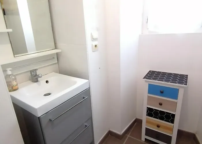 39 M2 Wifi Parking Gratuit Proche Pont Du Gard Apartament
