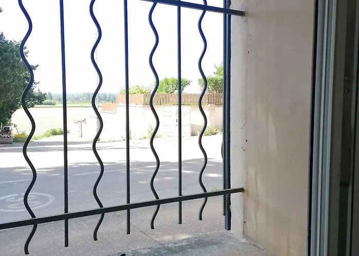 39 M2 Wifi Parking Gratuit Proche Pont Du Gard Remoulins