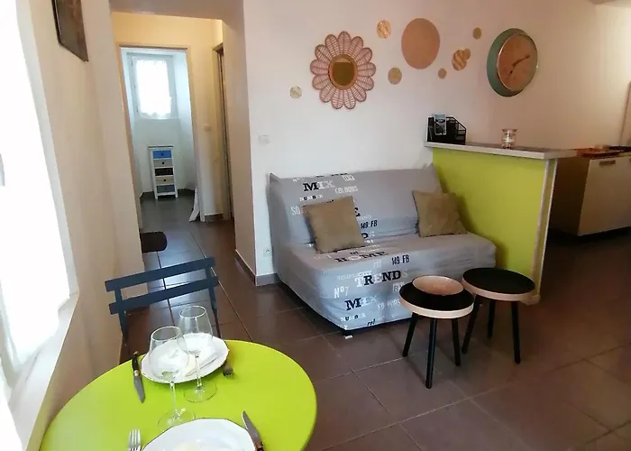 39 M2 Wifi Parking Gratuit Proche Pont Du Gard Apartament